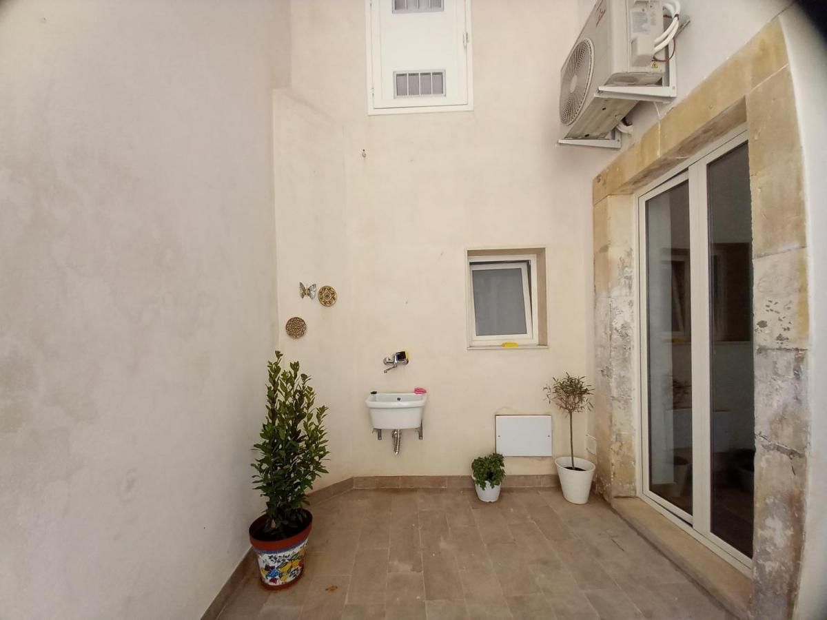Casa Pasubio Apartment Syracuse ภายนอก รูปภาพ